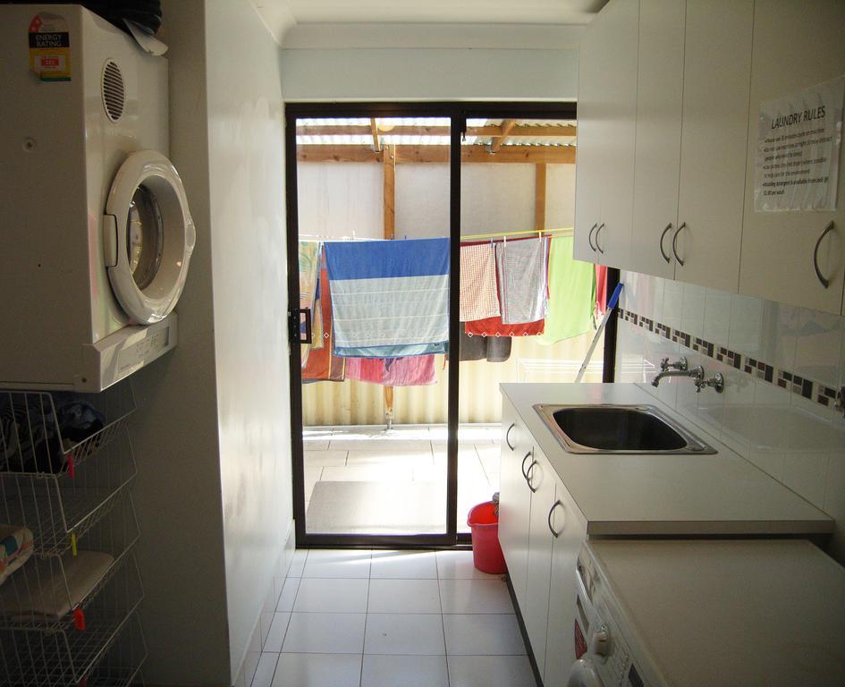Ocean Reef Homestay เพิร์ท ภายนอก รูปภาพ
